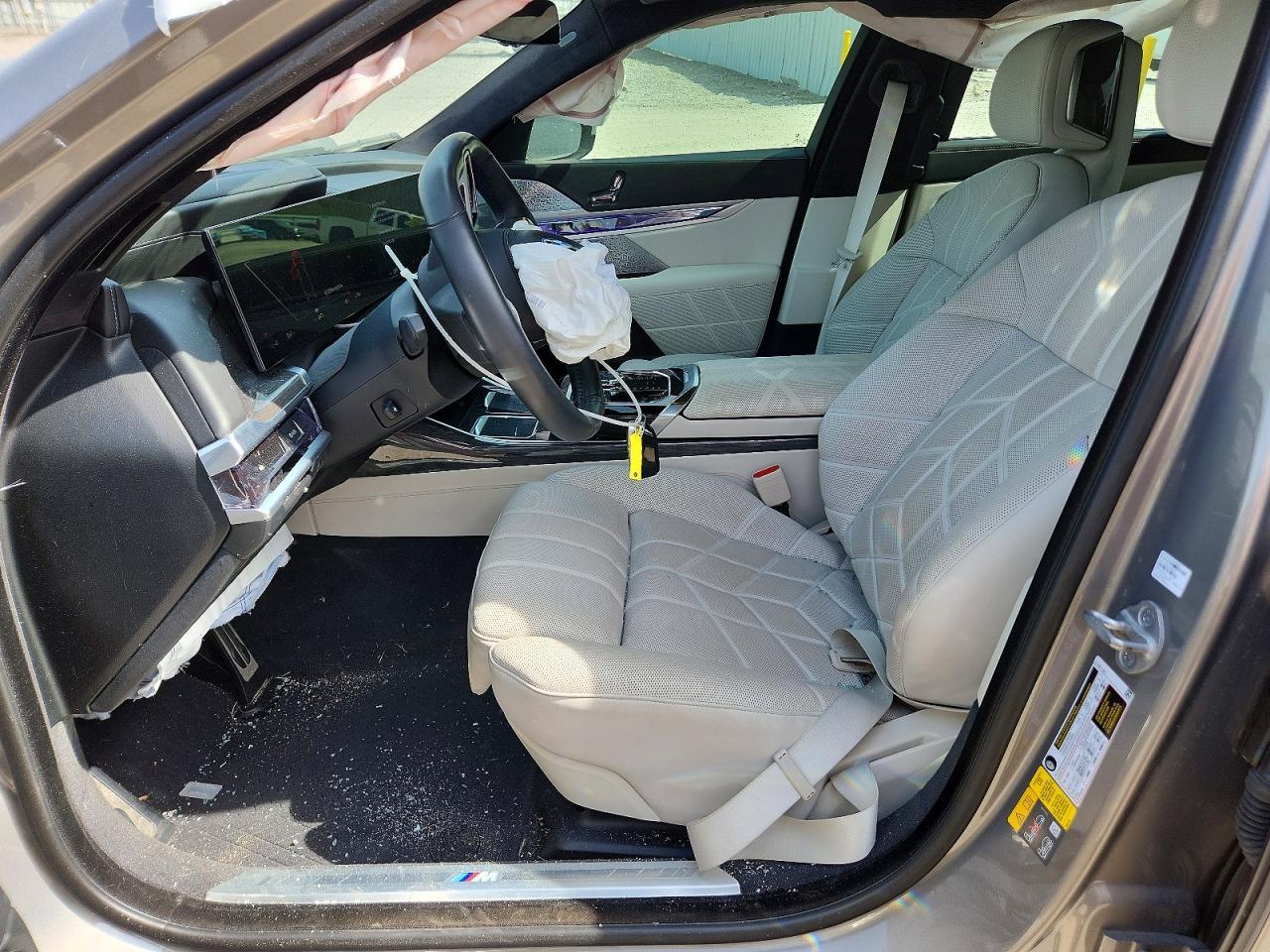 2023 BMW i7