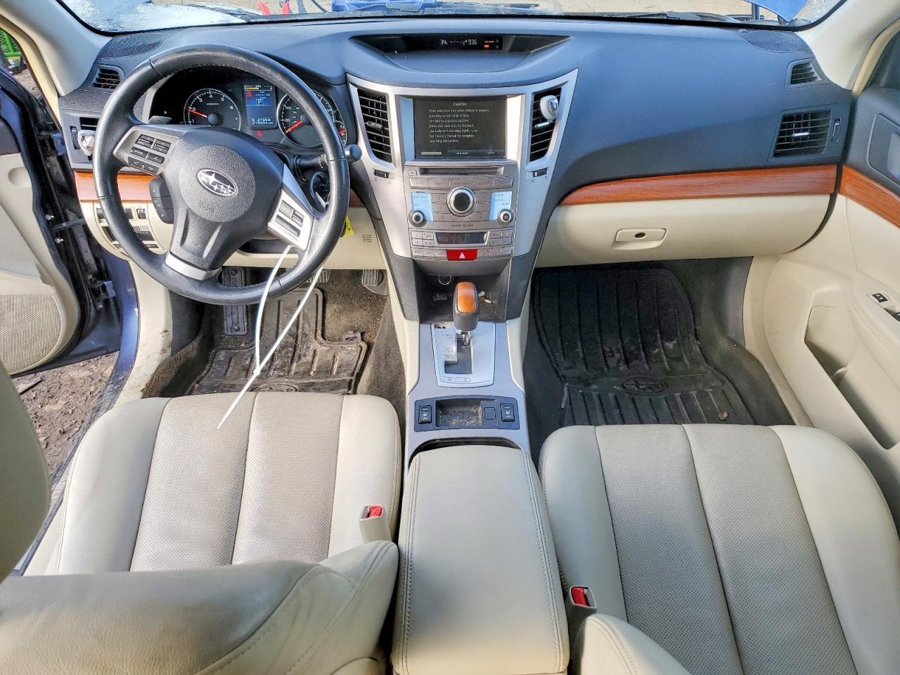 2014 SUBARU Outback