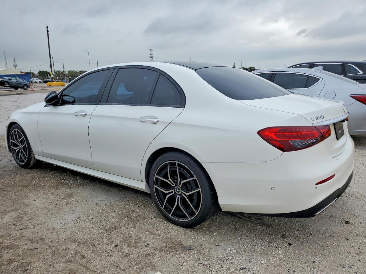 2021 MERCEDES-BENZ E-Class