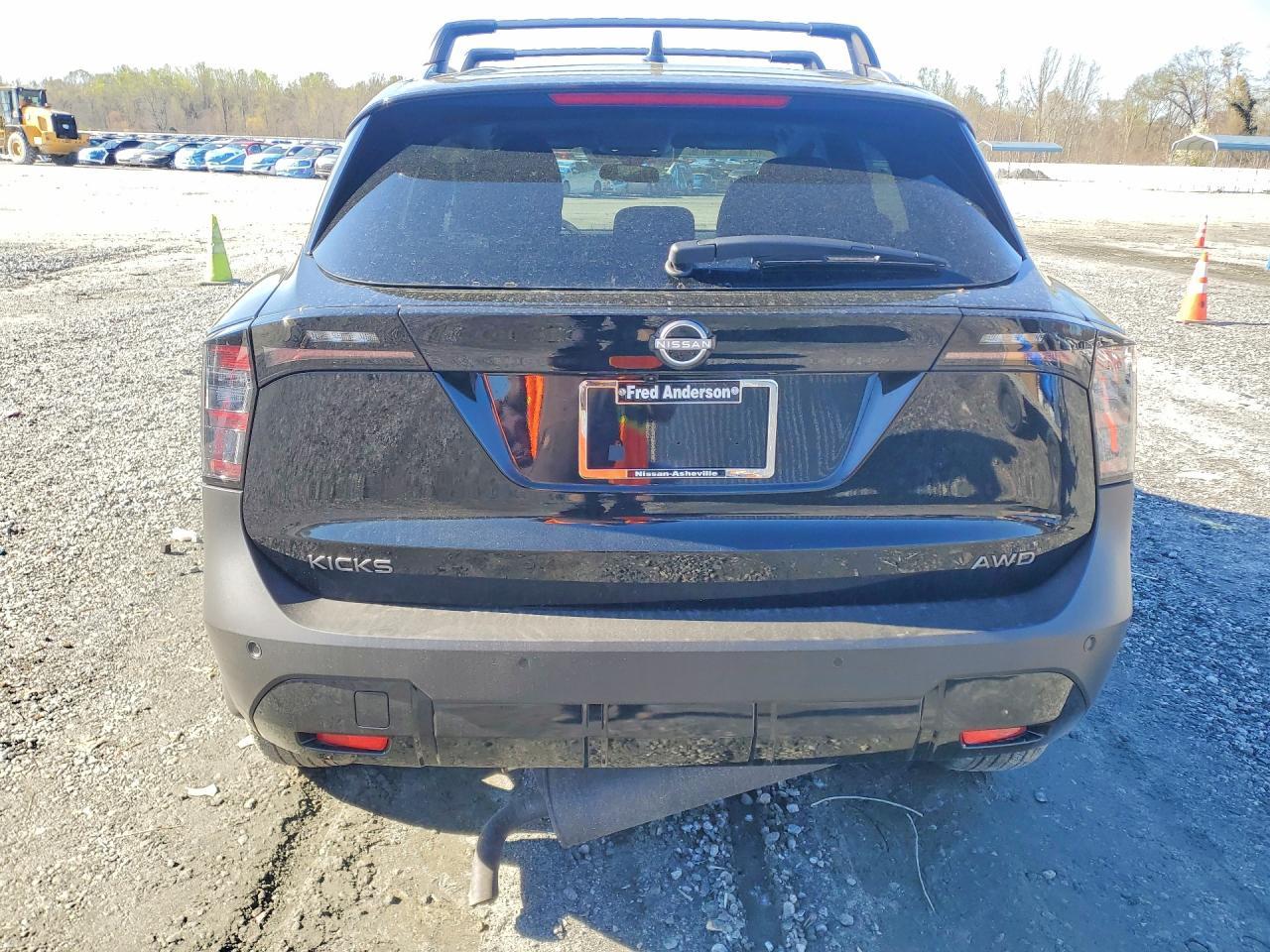 2026 NISSAN KICKS