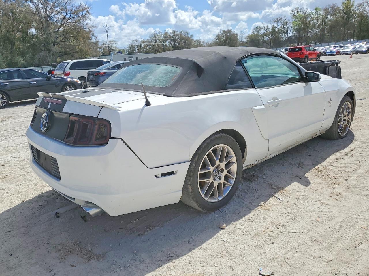 2014 FORD MUSTANG
