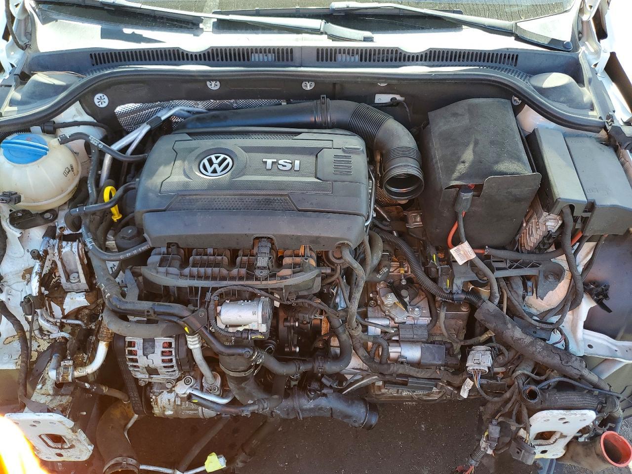 2014 VOLKSWAGEN JETTA
