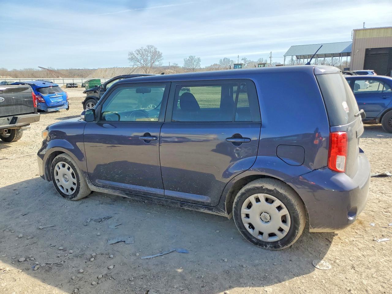 2011 SCION xB
