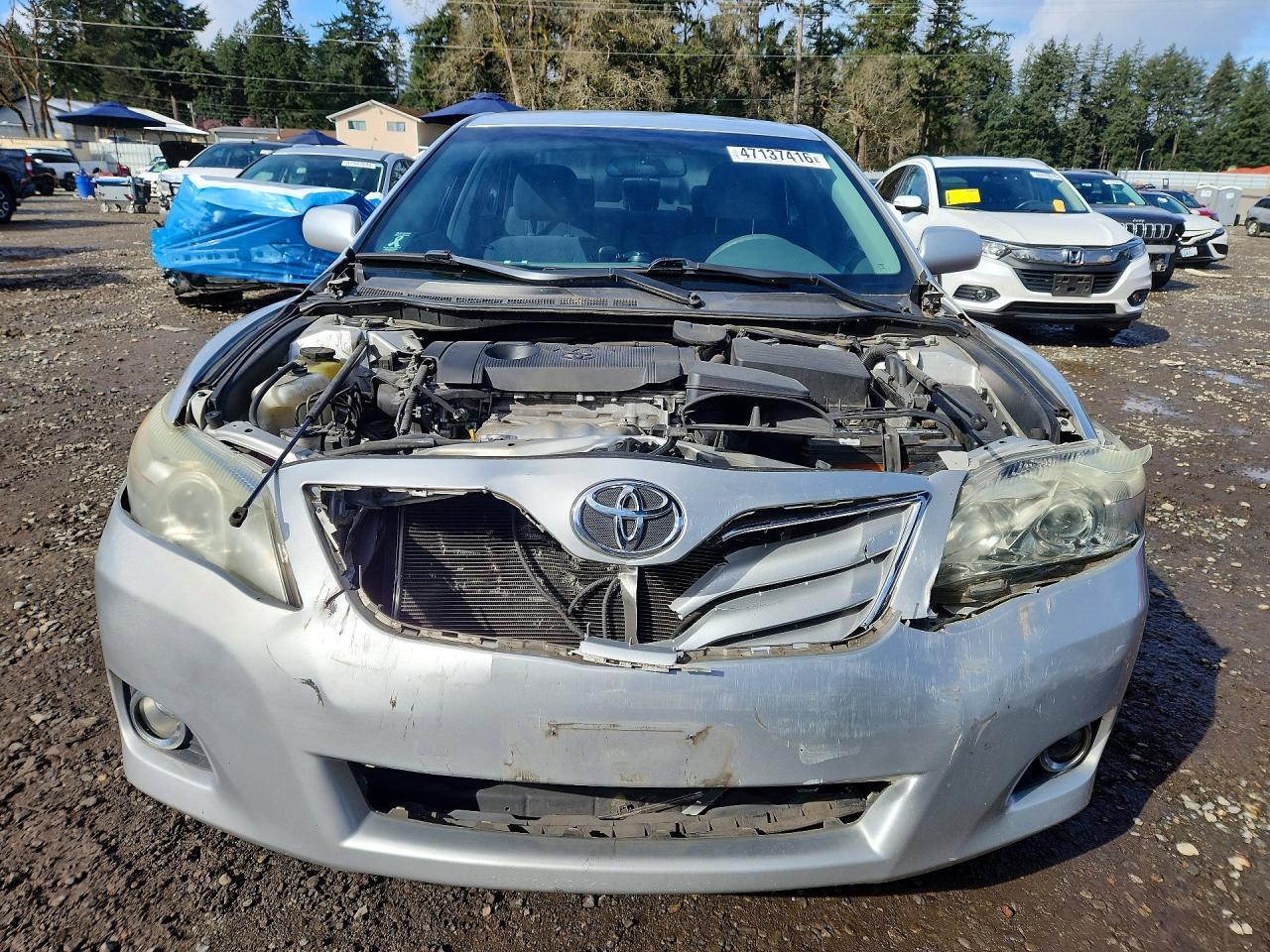 2011 TOYOTA CAMRY
