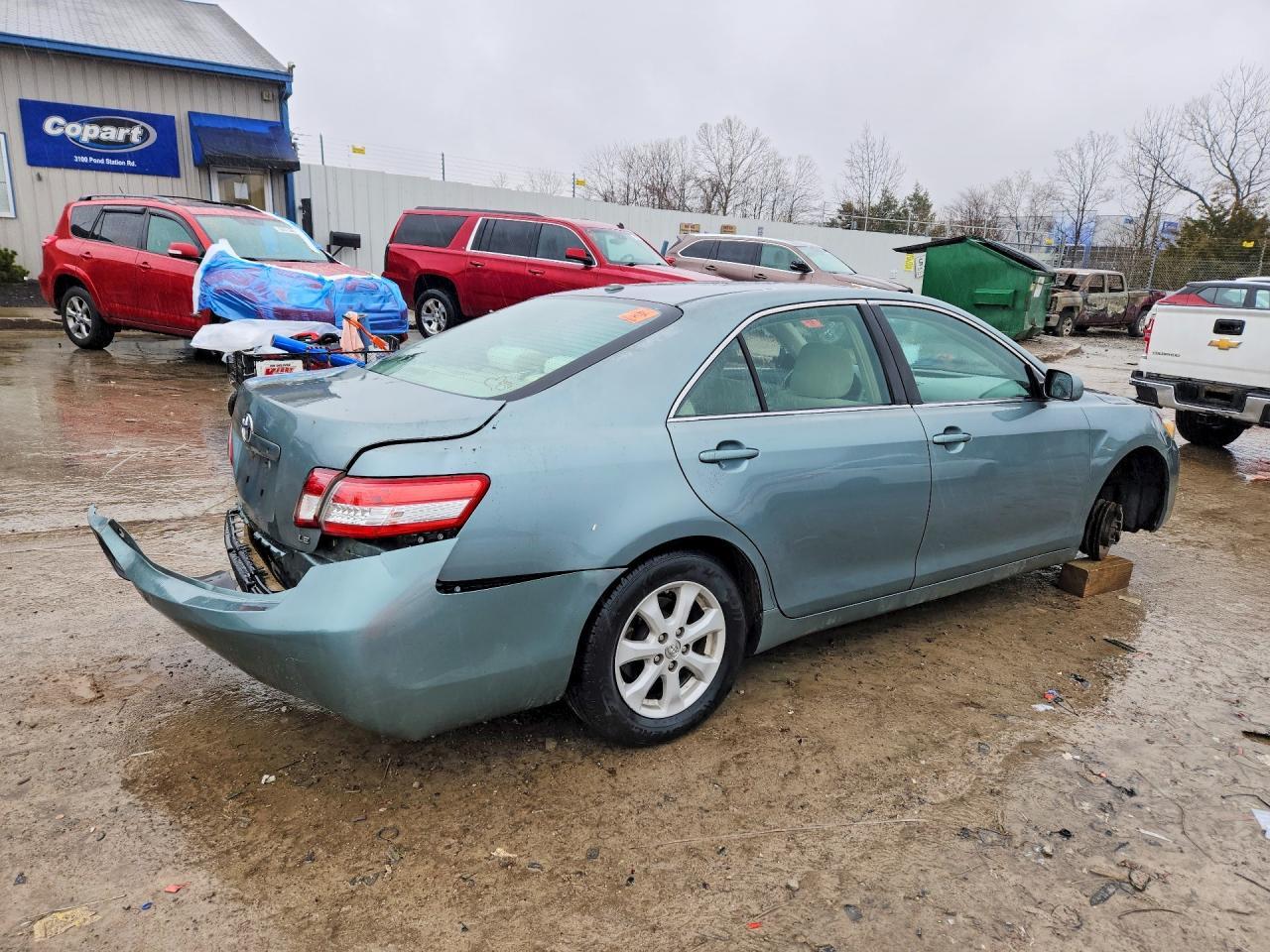 2010 TOYOTA CAMRY