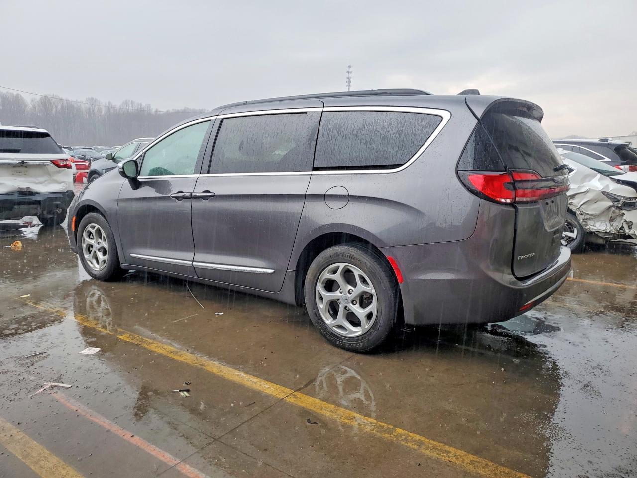 2023 CHRYSLER Pacifica
