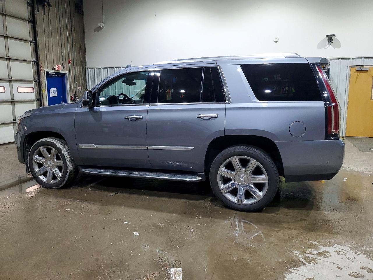 2018 CADILLAC ESCALADE