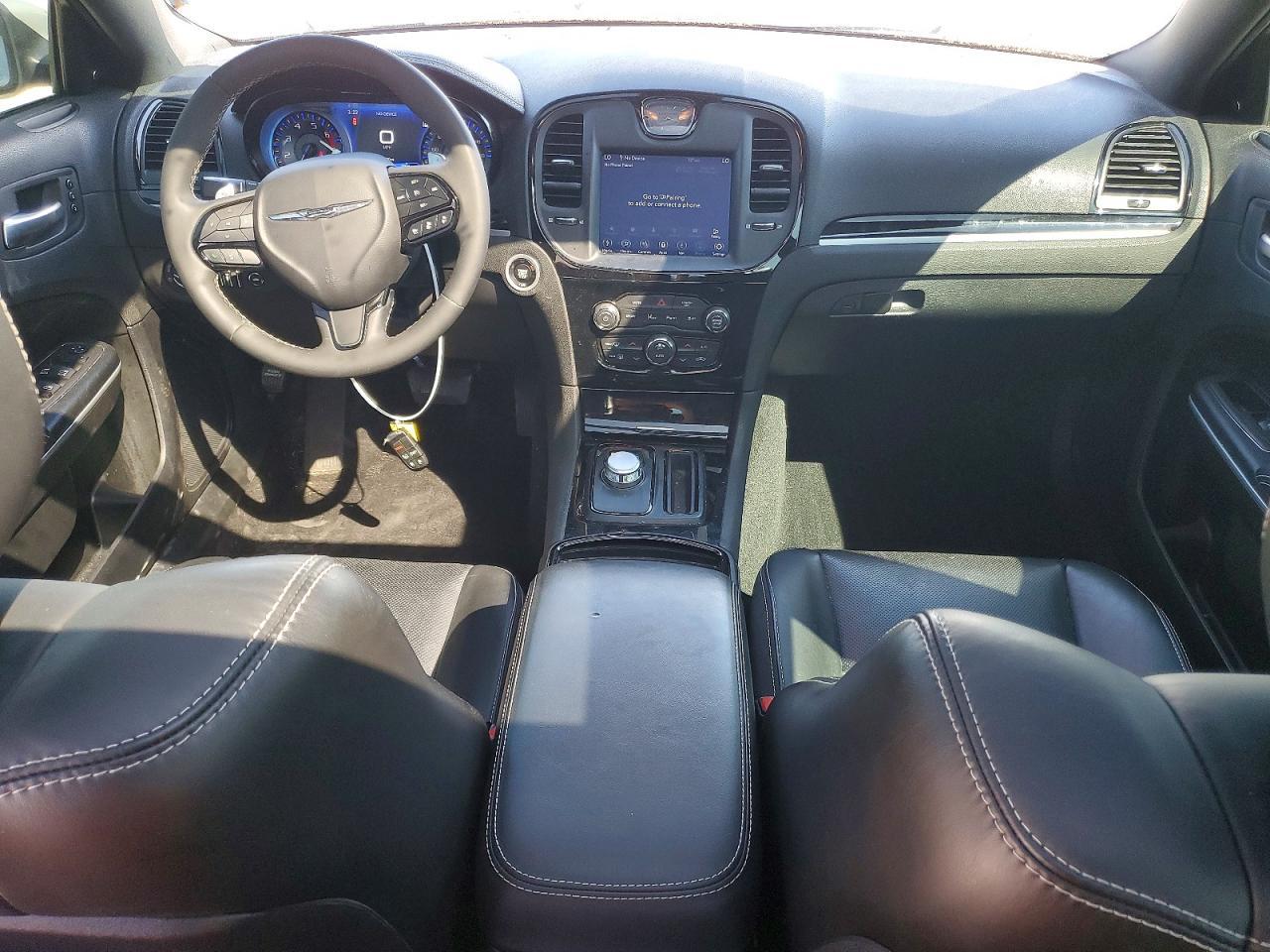 2023 CHRYSLER 300