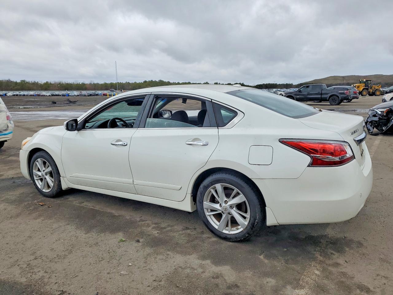 2015 NISSAN ALTIMA