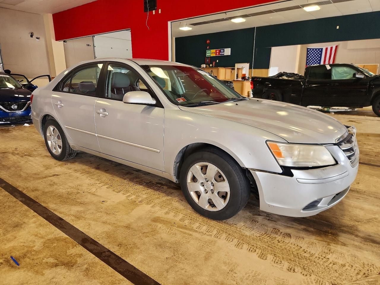 2010 HYUNDAI SONATA