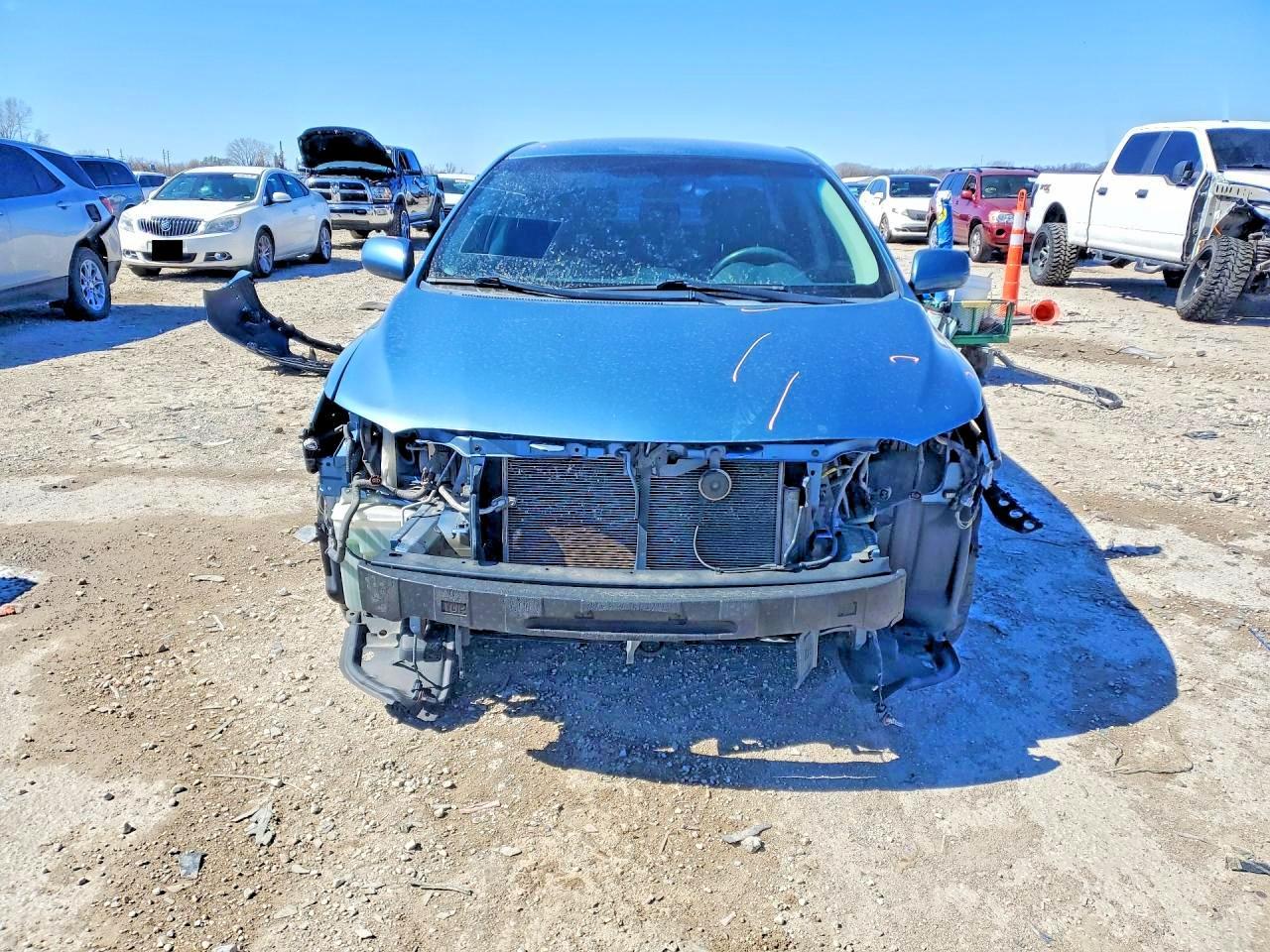 2013 TOYOTA COROLLA
