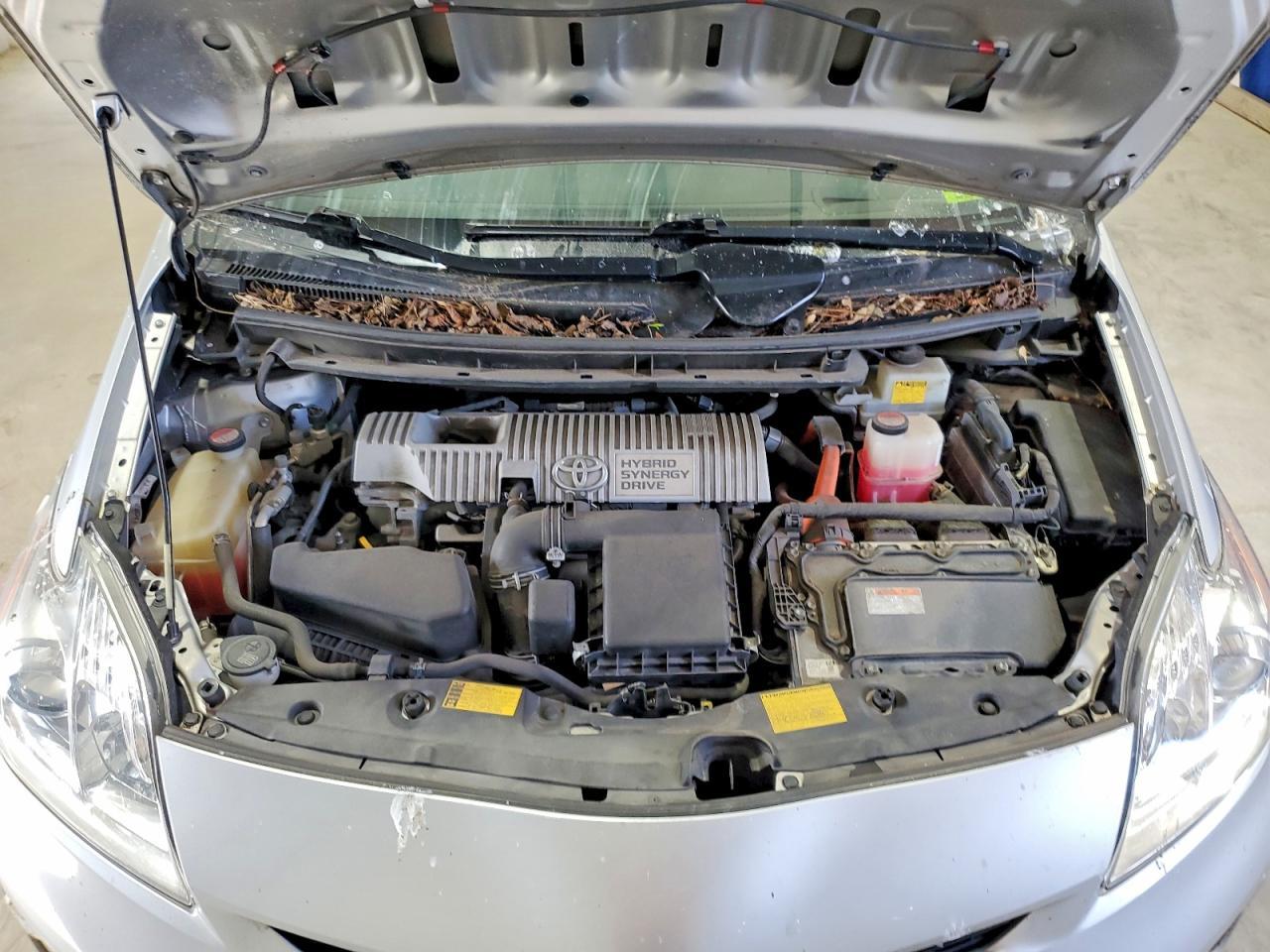 2015 TOYOTA PRIUS