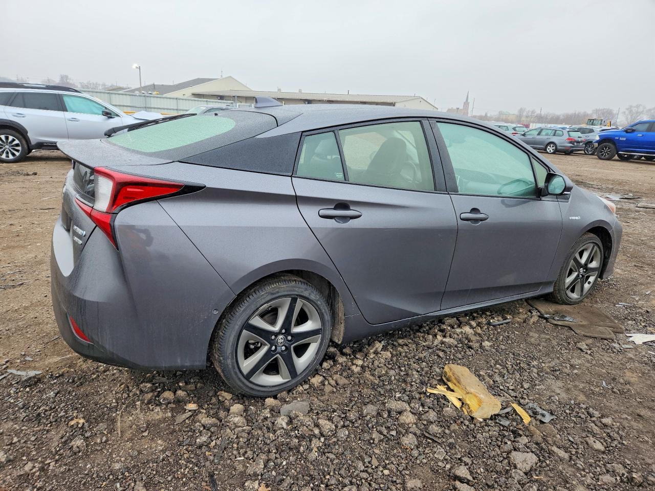 2019 TOYOTA PRIUS