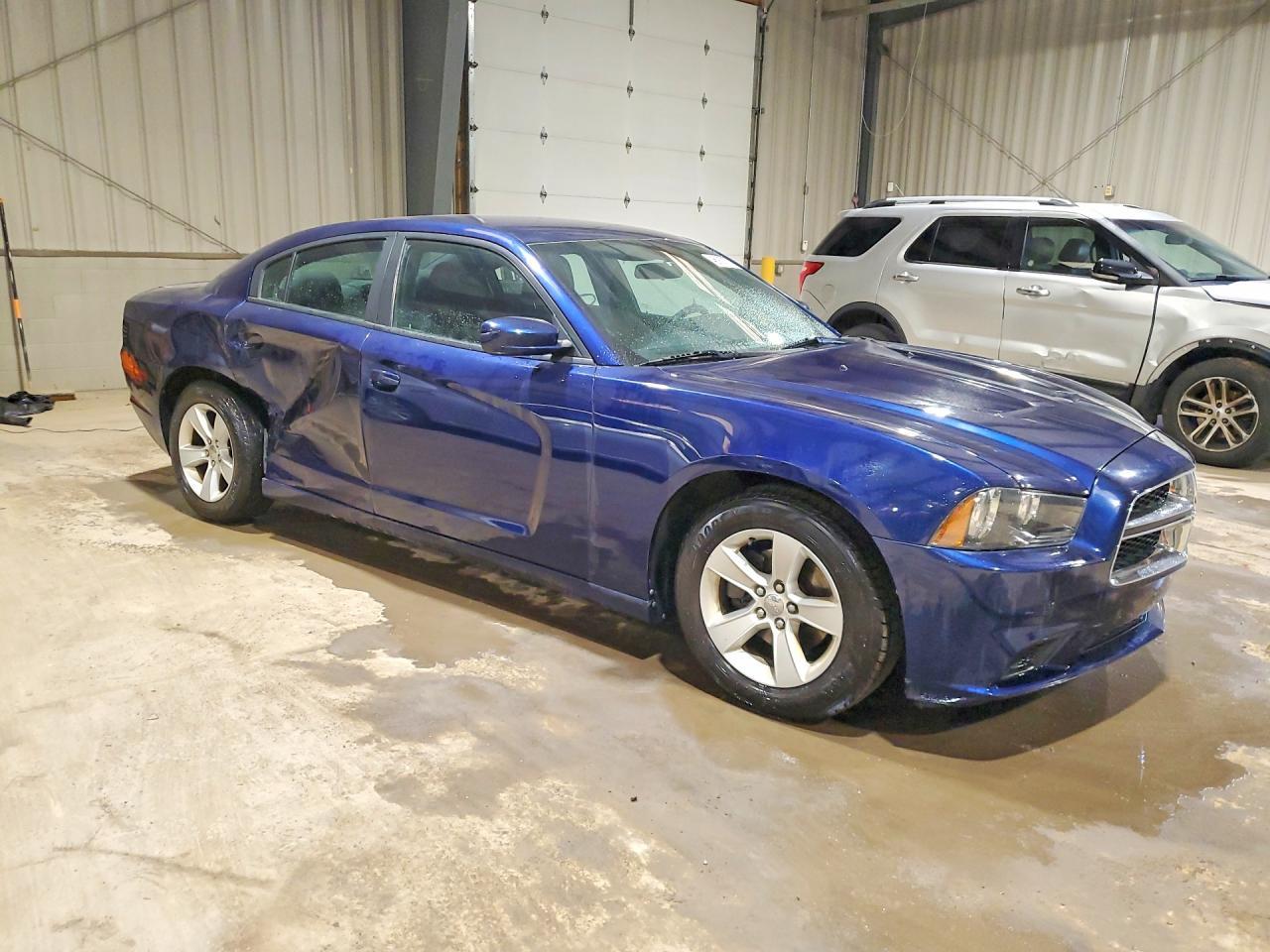 2013 DODGE CHARGER