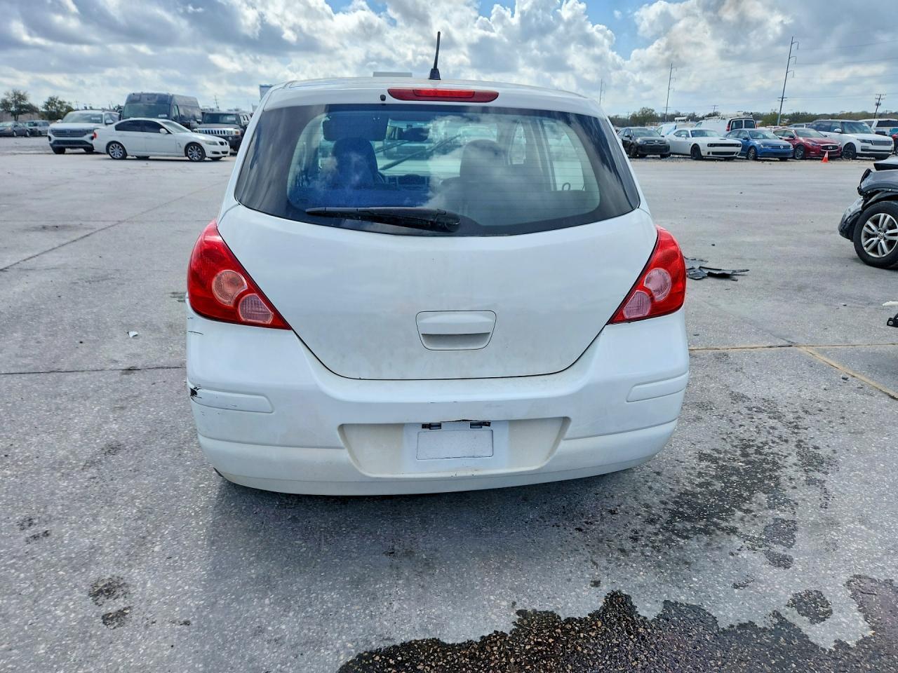 2009 NISSAN VERSA
