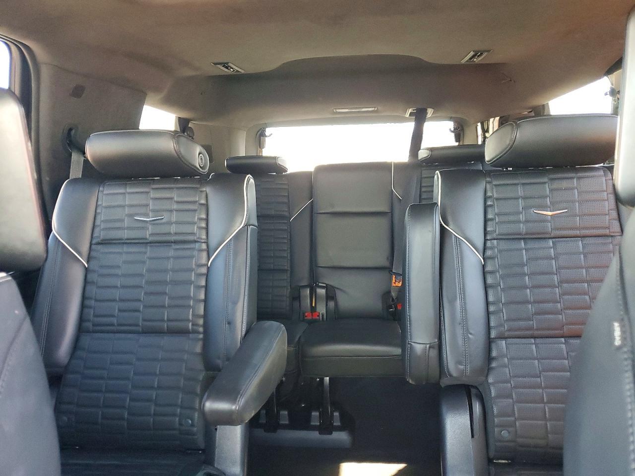 2023 CADILLAC ESCALADE