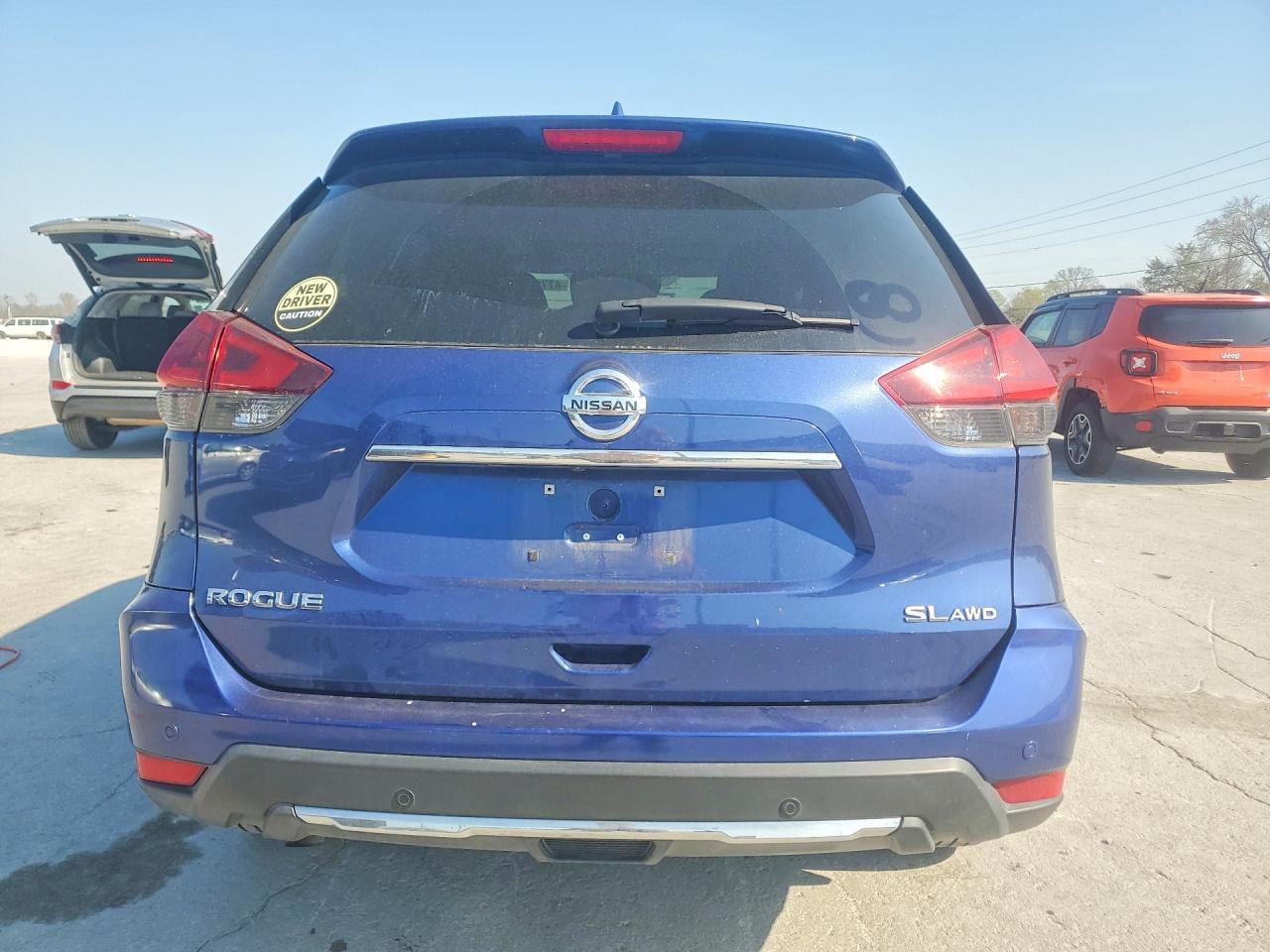 2020 NISSAN ROGUE