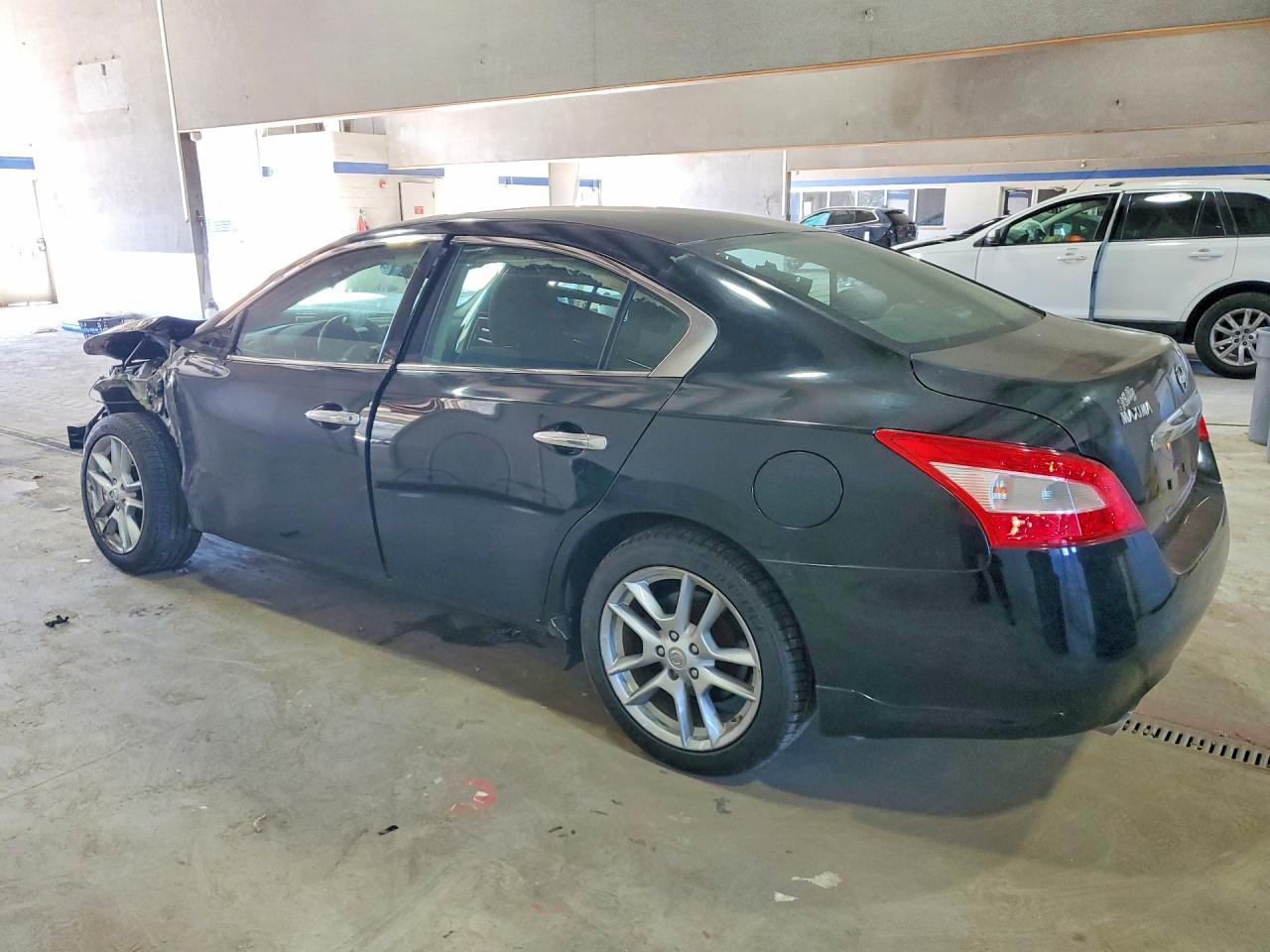 2009 NISSAN Maxima