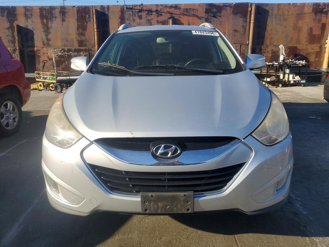 2011 HYUNDAI TUCSON