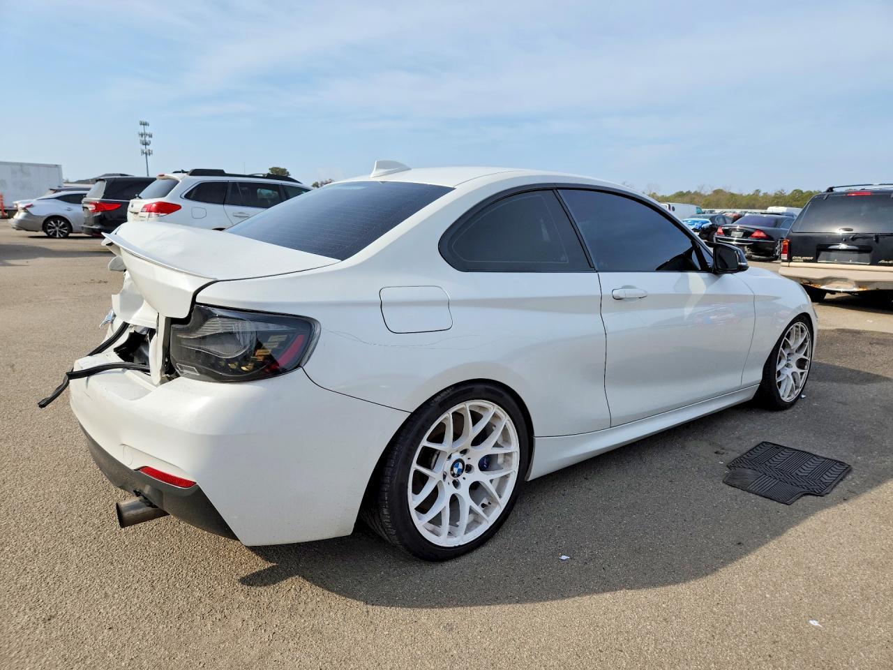 2015 BMW M235i