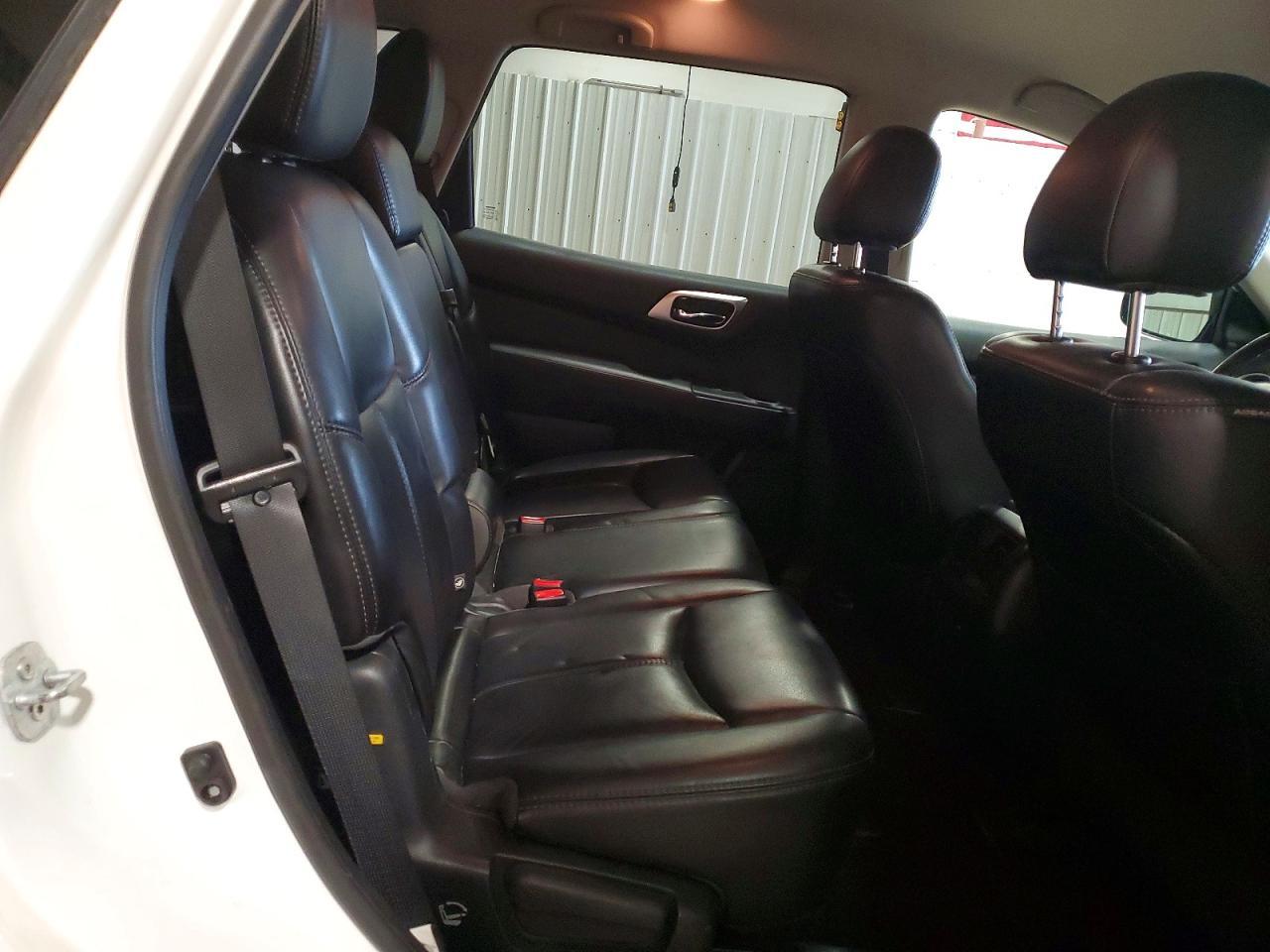 2016 NISSAN PATHFINDER