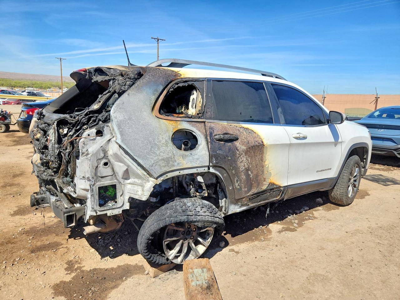 2019 JEEP CHEROKEE