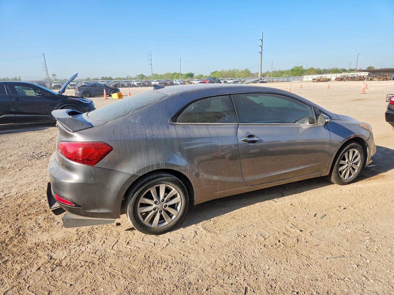 2014 KIA FORTE