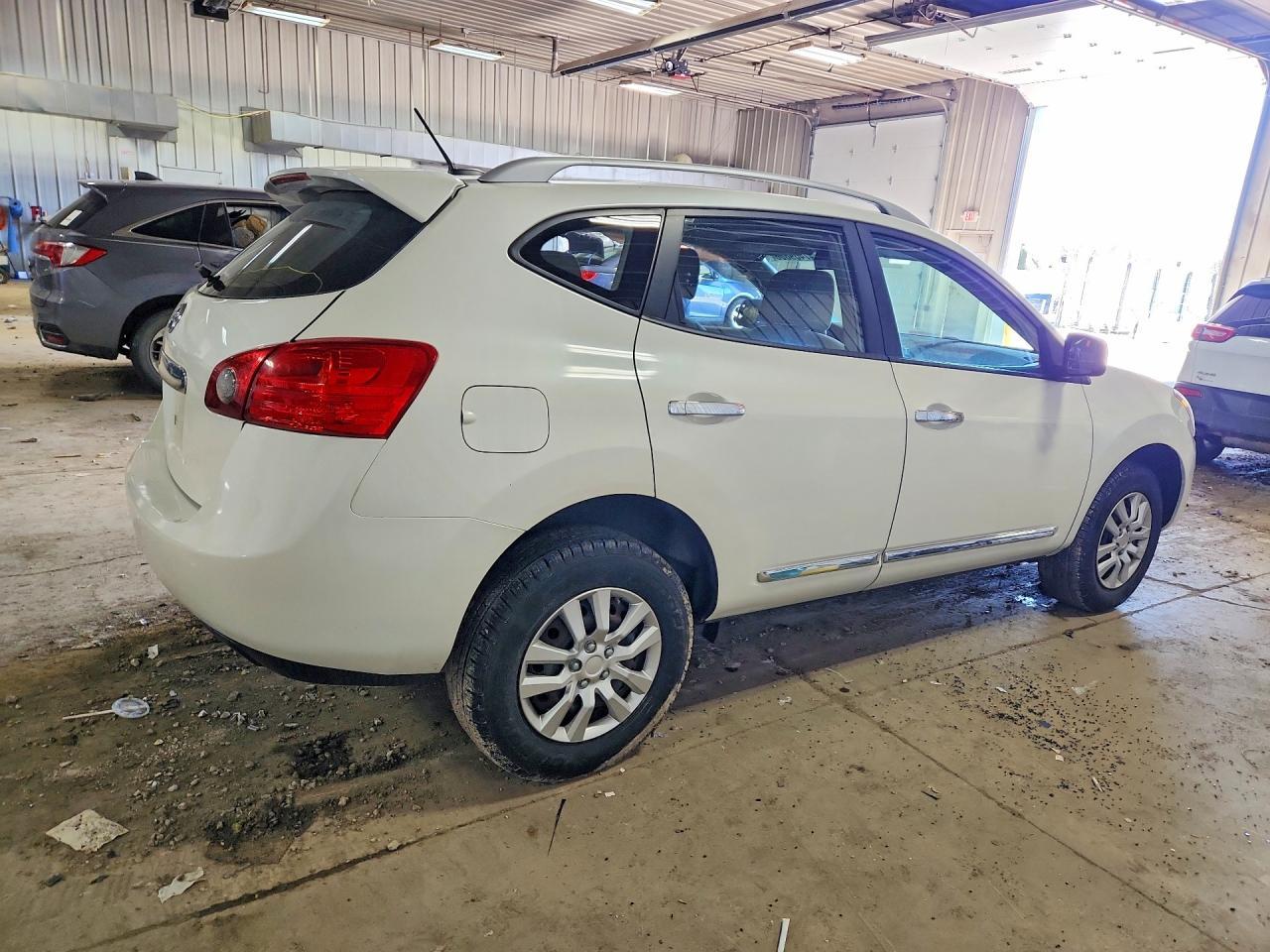 2014 NISSAN ROGUE