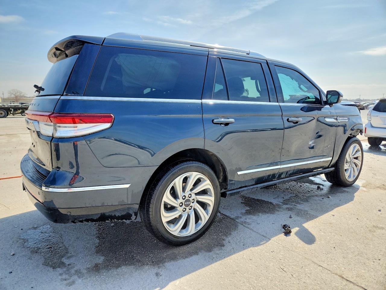 2024 LINCOLN Navigator
