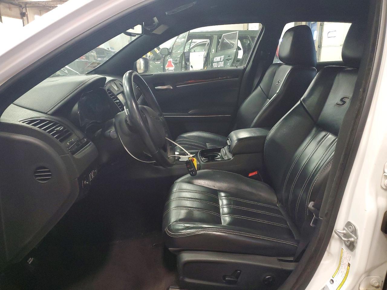 2017 CHRYSLER 300