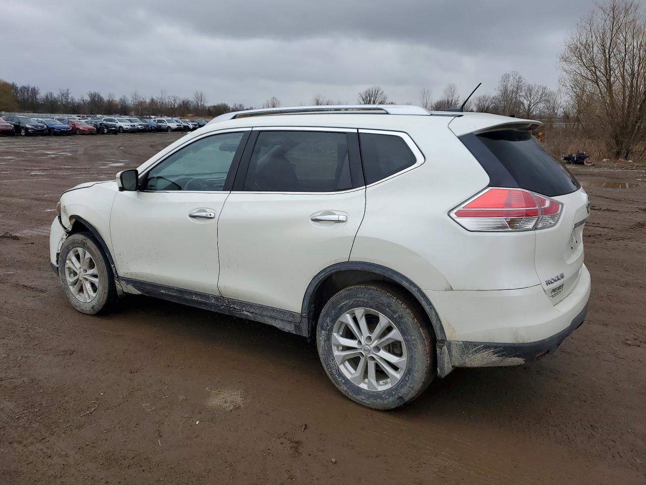 2015 NISSAN ROGUE