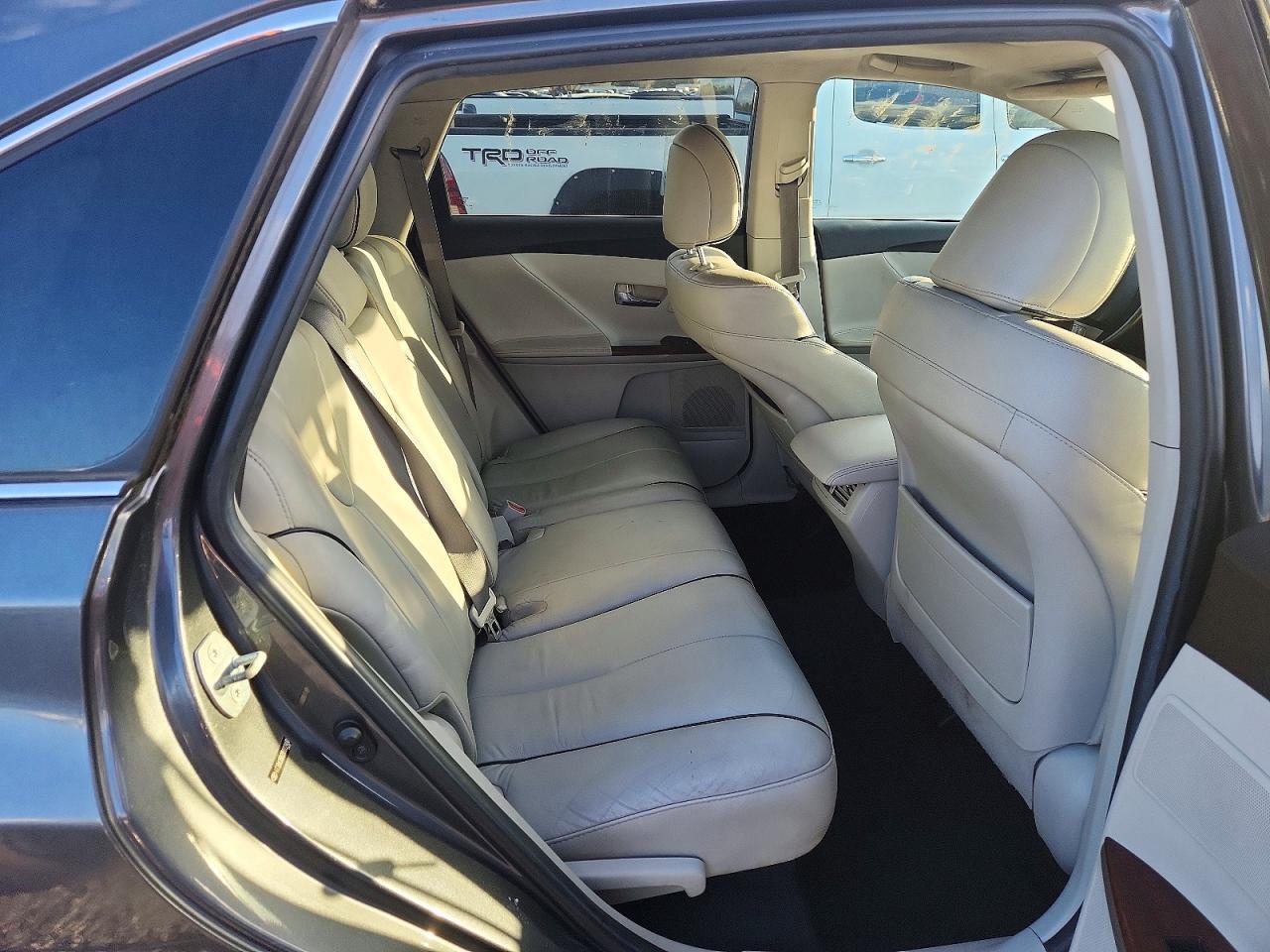 2011 TOYOTA VENZA