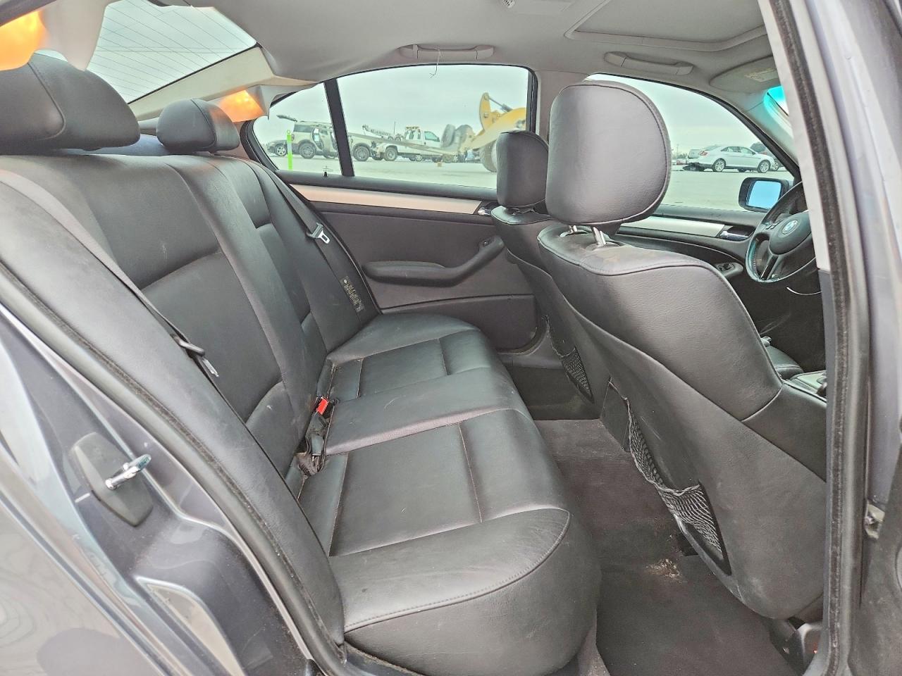 2002 BMW 3 SERIES