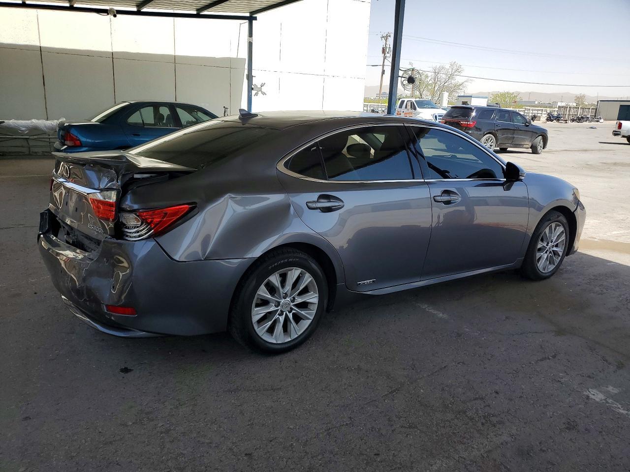 2013 LEXUS ES 300H