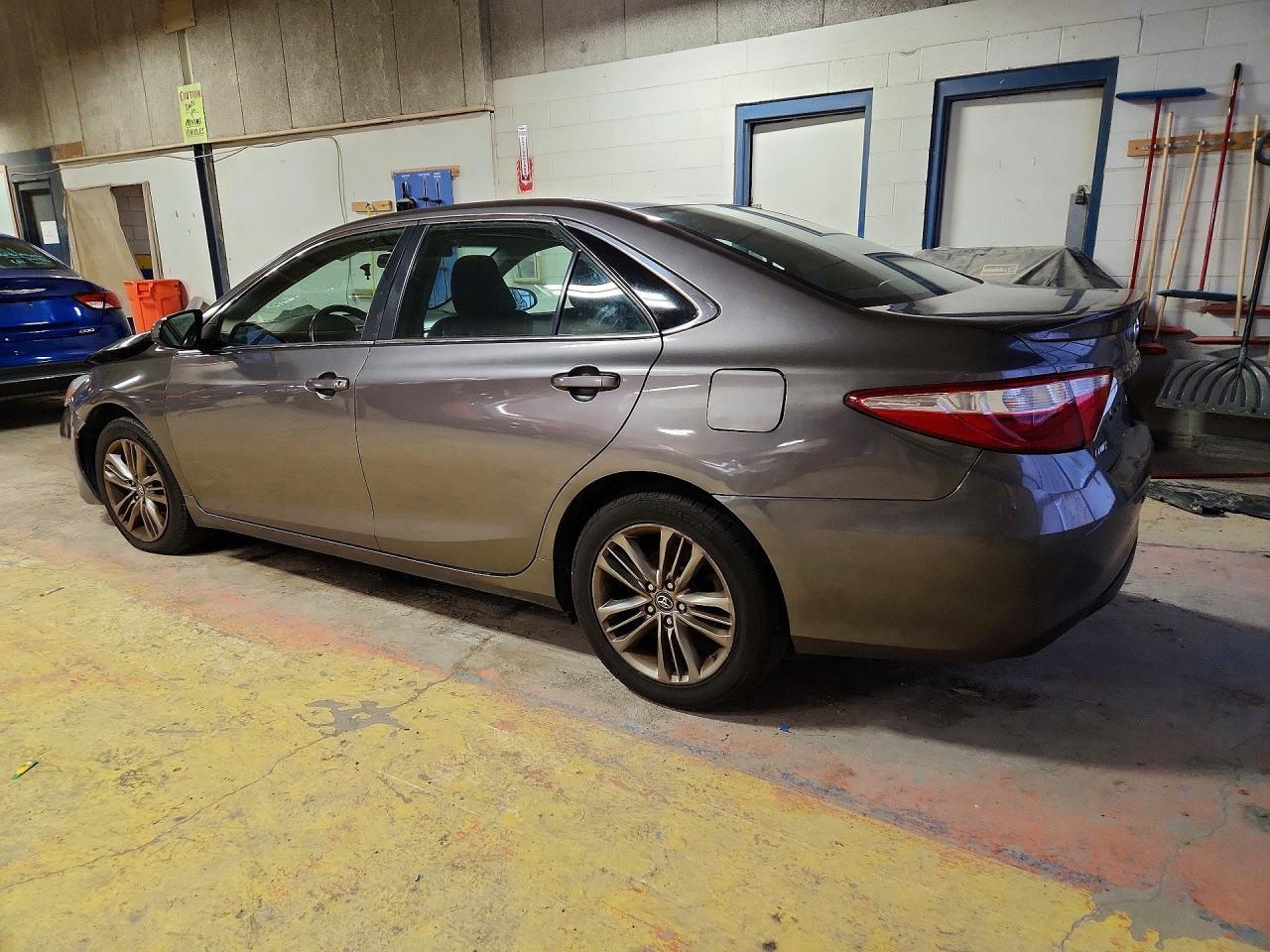 2017 TOYOTA CAMRY