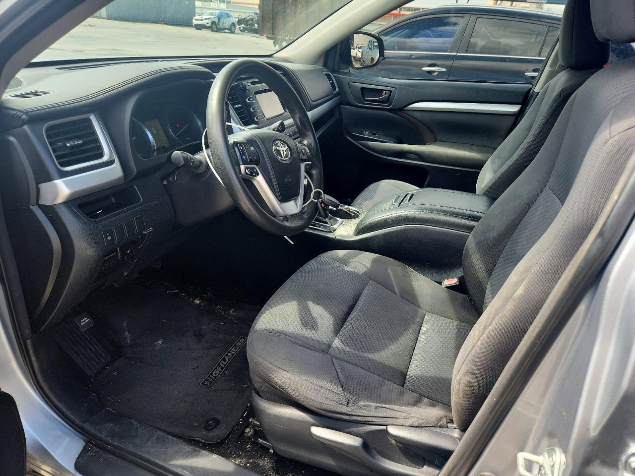 2014 TOYOTA HIGHLANDER