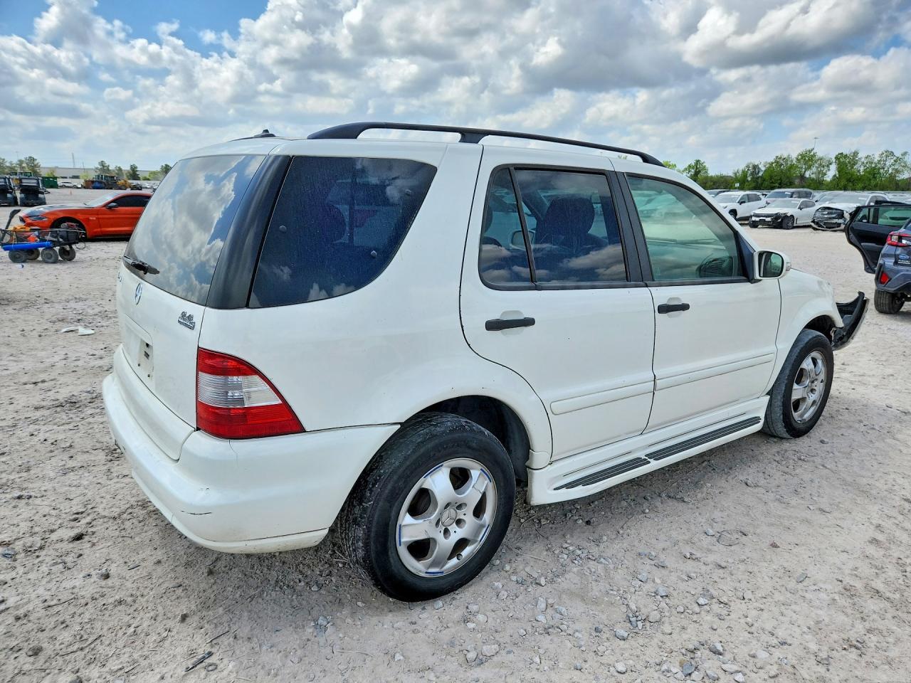 2002 MERCEDES-BENZ ML-Class