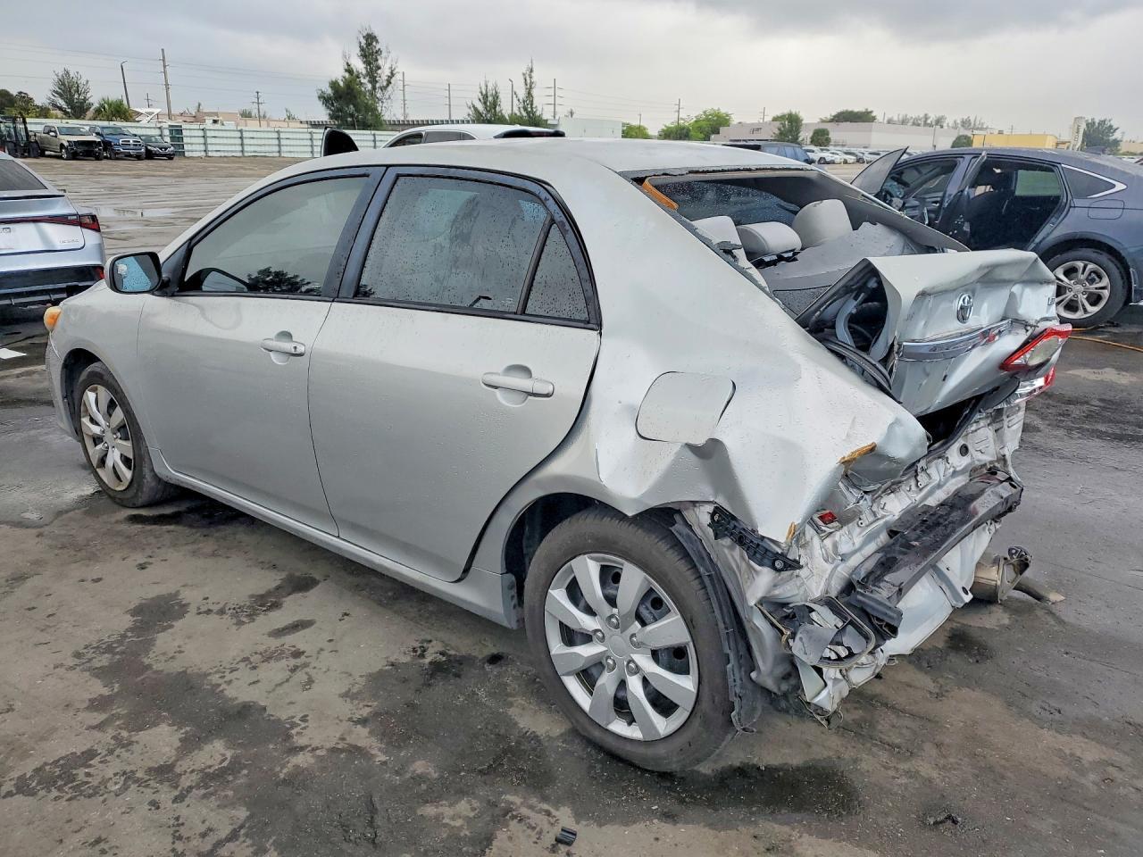 2012 TOYOTA COROLLA