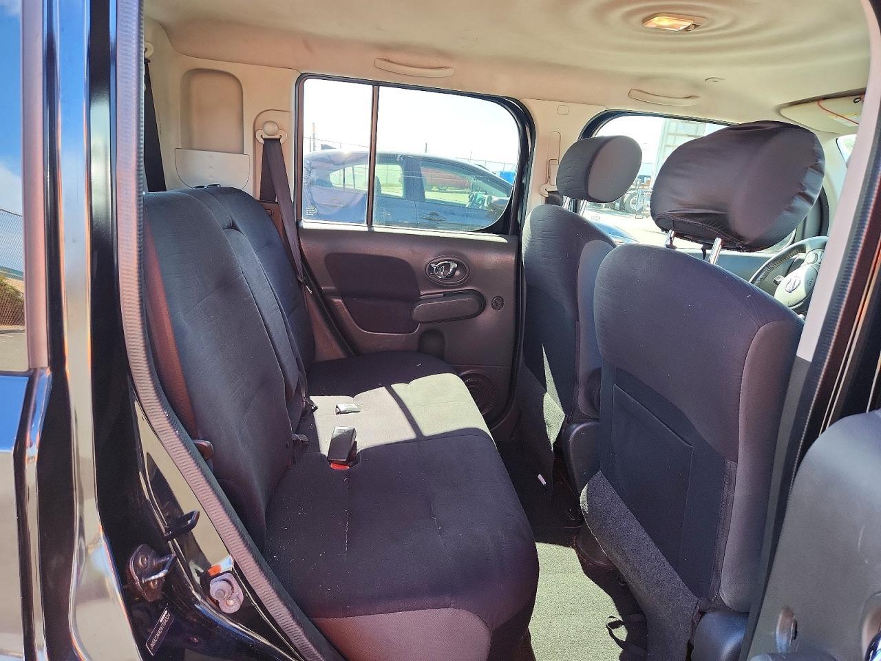2010 NISSAN CUBE