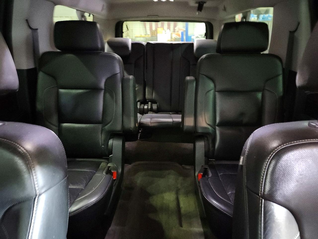 2015 CHEVROLET Suburban