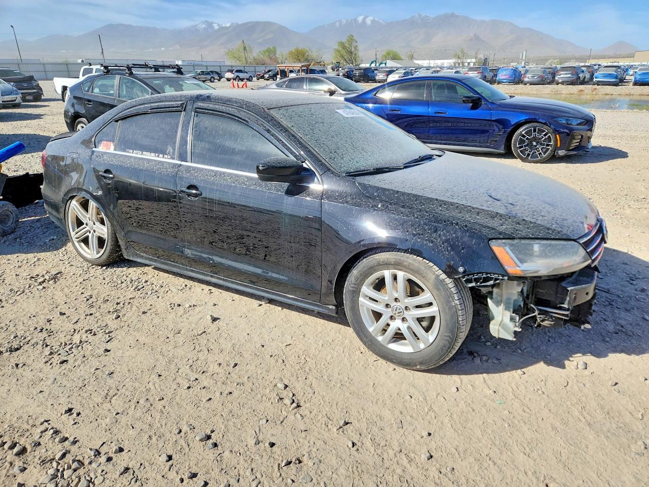 2017 VOLKSWAGEN JETTA