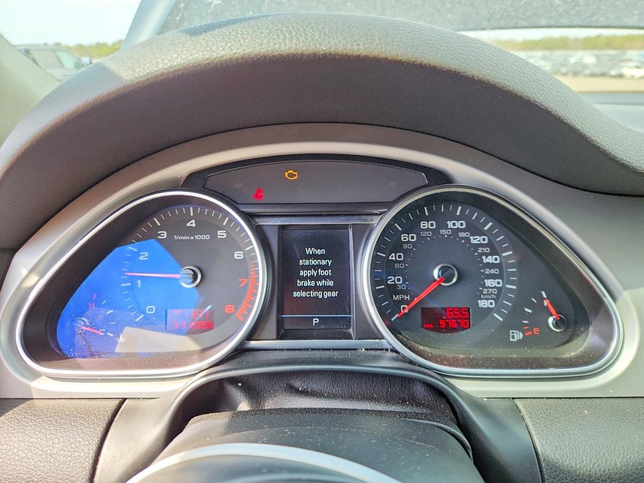 2011 AUDI Q7