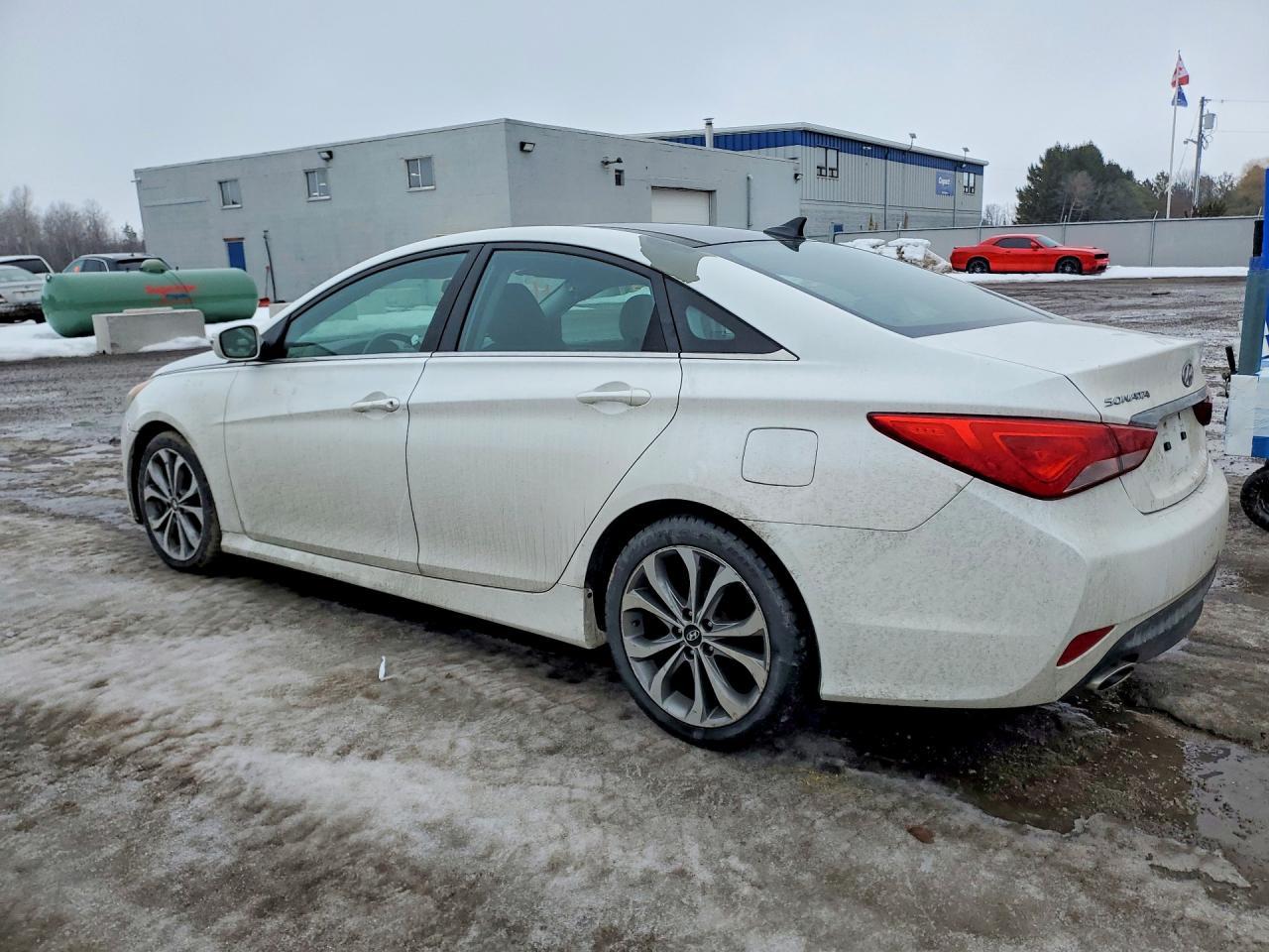 2014 HYUNDAI SONATA
