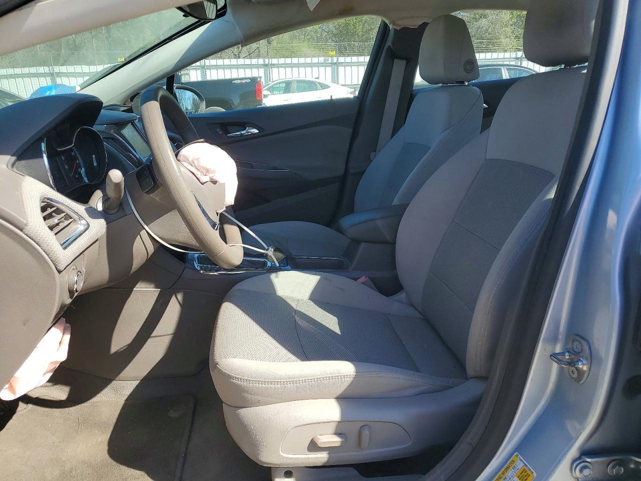 2017 CHEVROLET CRUZE