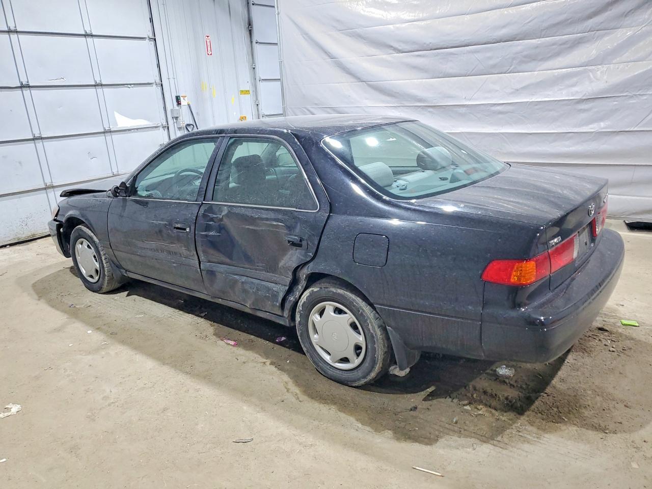 2000 TOYOTA CAMRY