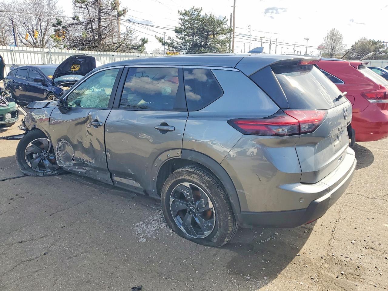 2024 NISSAN ROGUE
