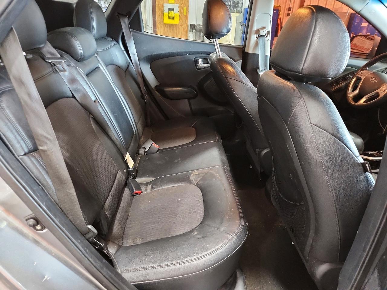 2012 HYUNDAI TUCSON