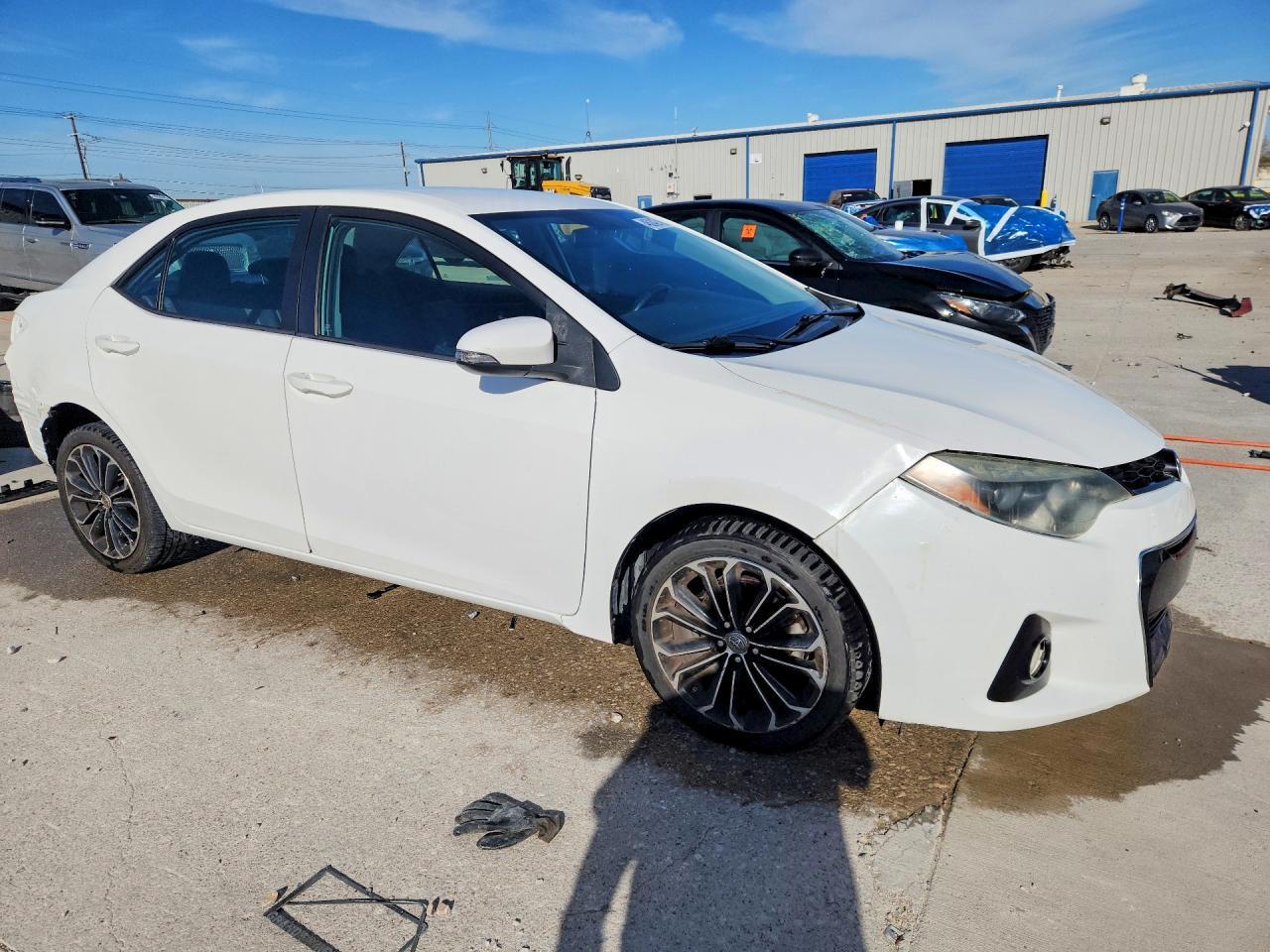 2016 TOYOTA COROLLA