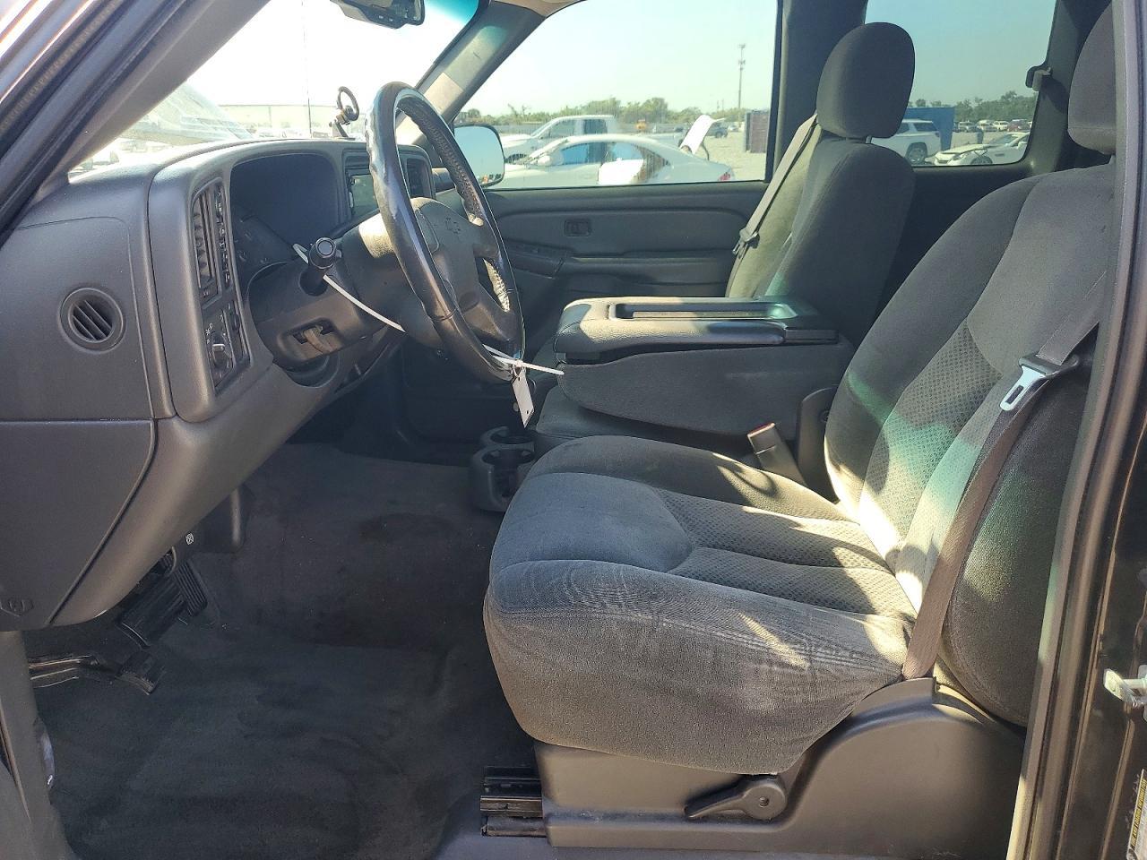 2004 CHEVROLET Silverado