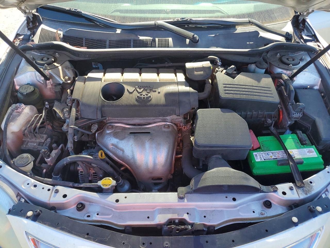 2011 TOYOTA CAMRY